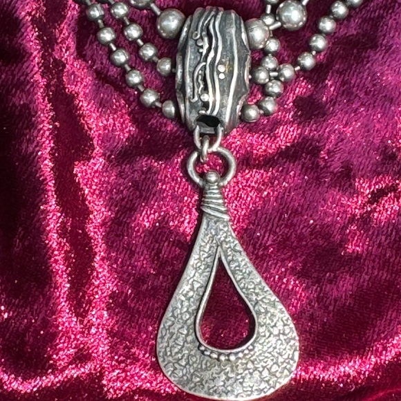 Silpada Triple Strand Silver Necklace Retired N1900 - Picture 9 of 9